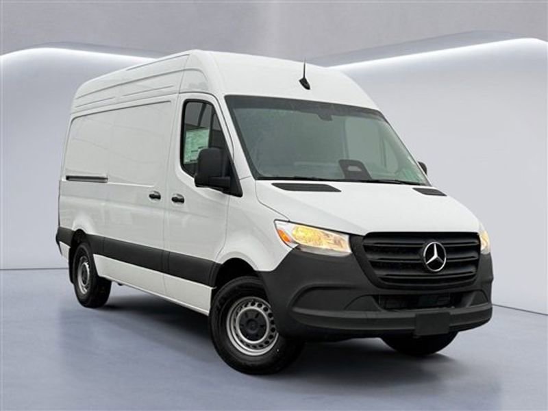 New 2025 Mercedes-Benz Sprinter 2500 image 2