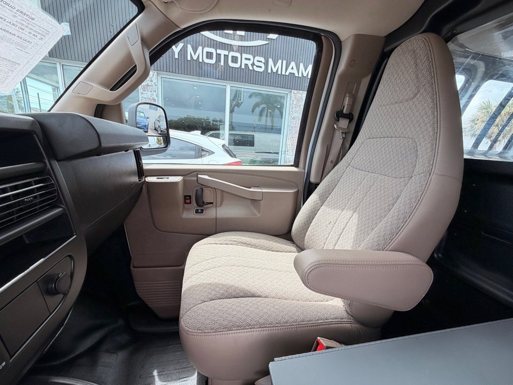 Used 2021 Chevrolet Express 2500 w/ Driver Convenience Package image 20