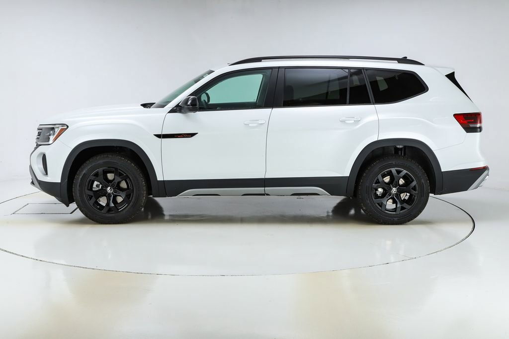 New 2026 Volkswagen Atlas Peak Edition AWD/4WD image 2