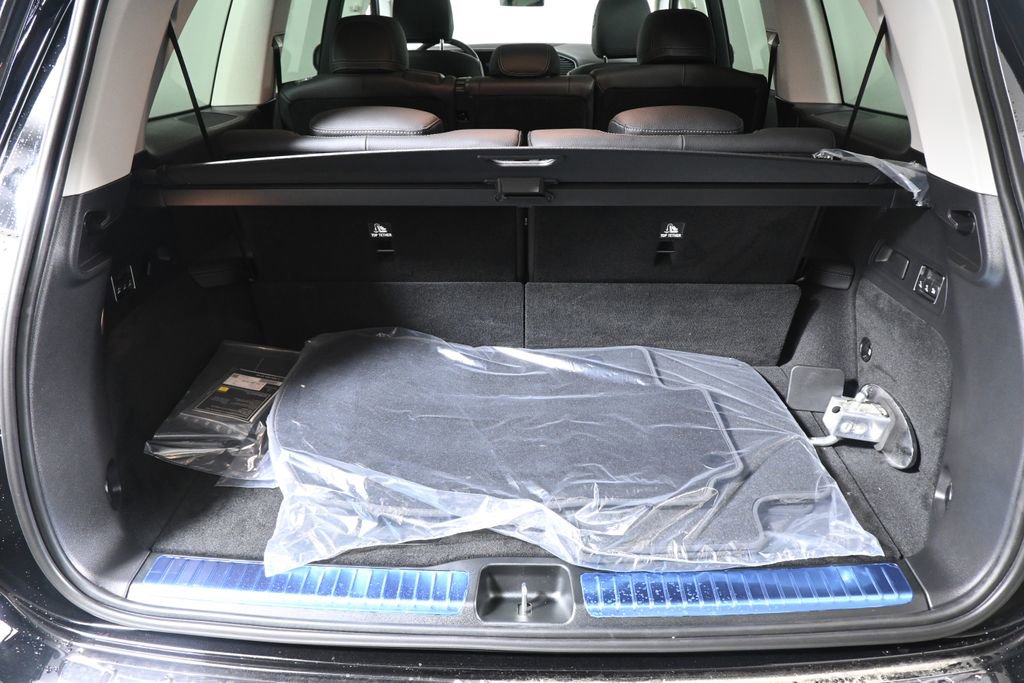 New 2026 Mercedes-Benz GLS 450 4MATIC image 41
