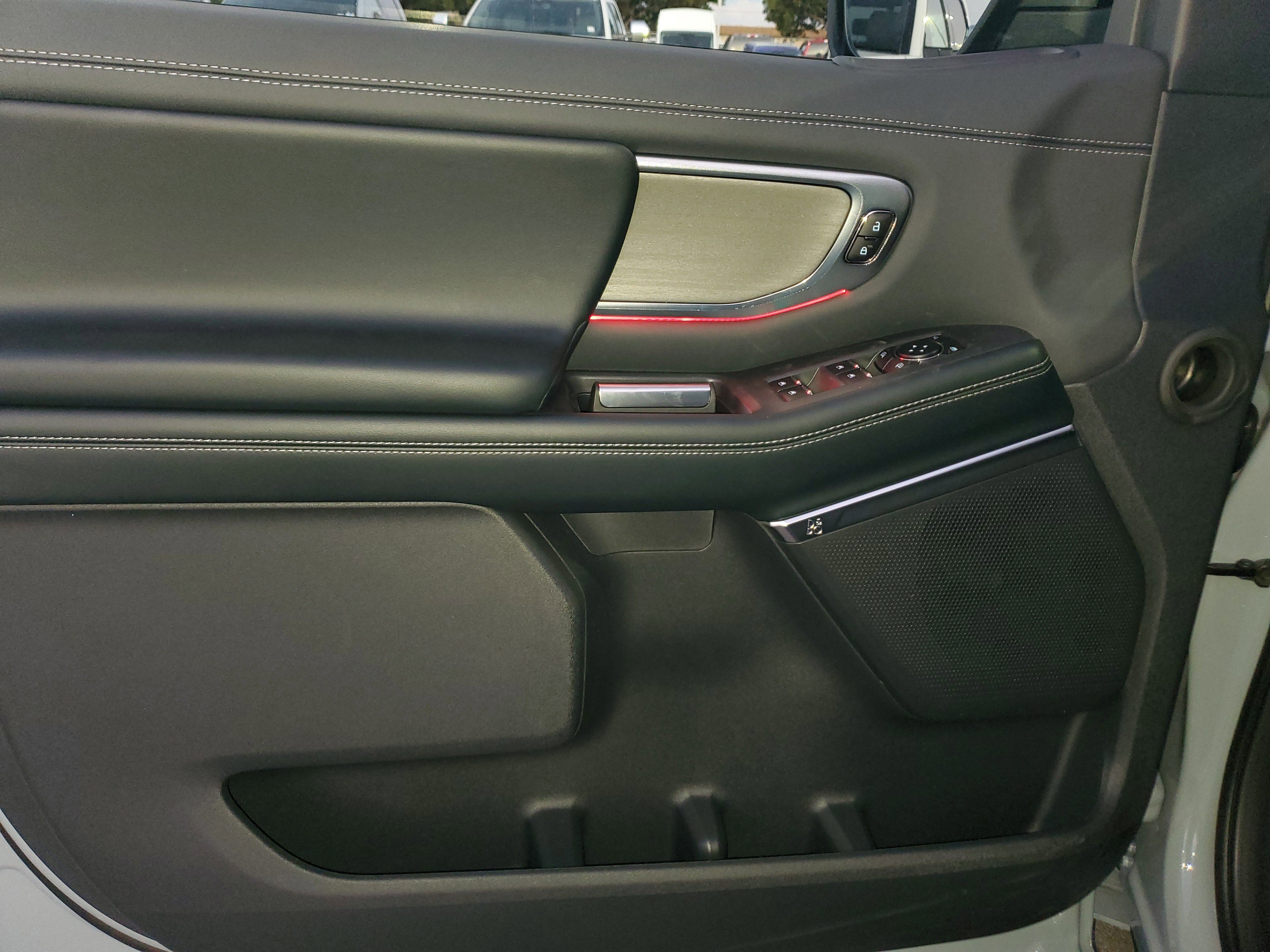 New 2025 Ford Expedition Max Platinum w/ Driver's Package image 13