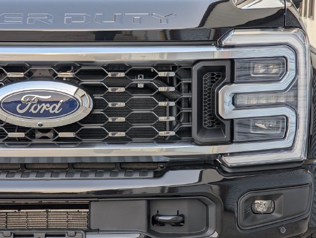 New 2026 Ford F450 Platinum w/ FX4 Off-Road Package AWD/4WD image 6
