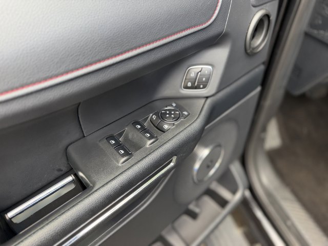 Used 2023 Ford Expedition Limited AWD/4WD image 10