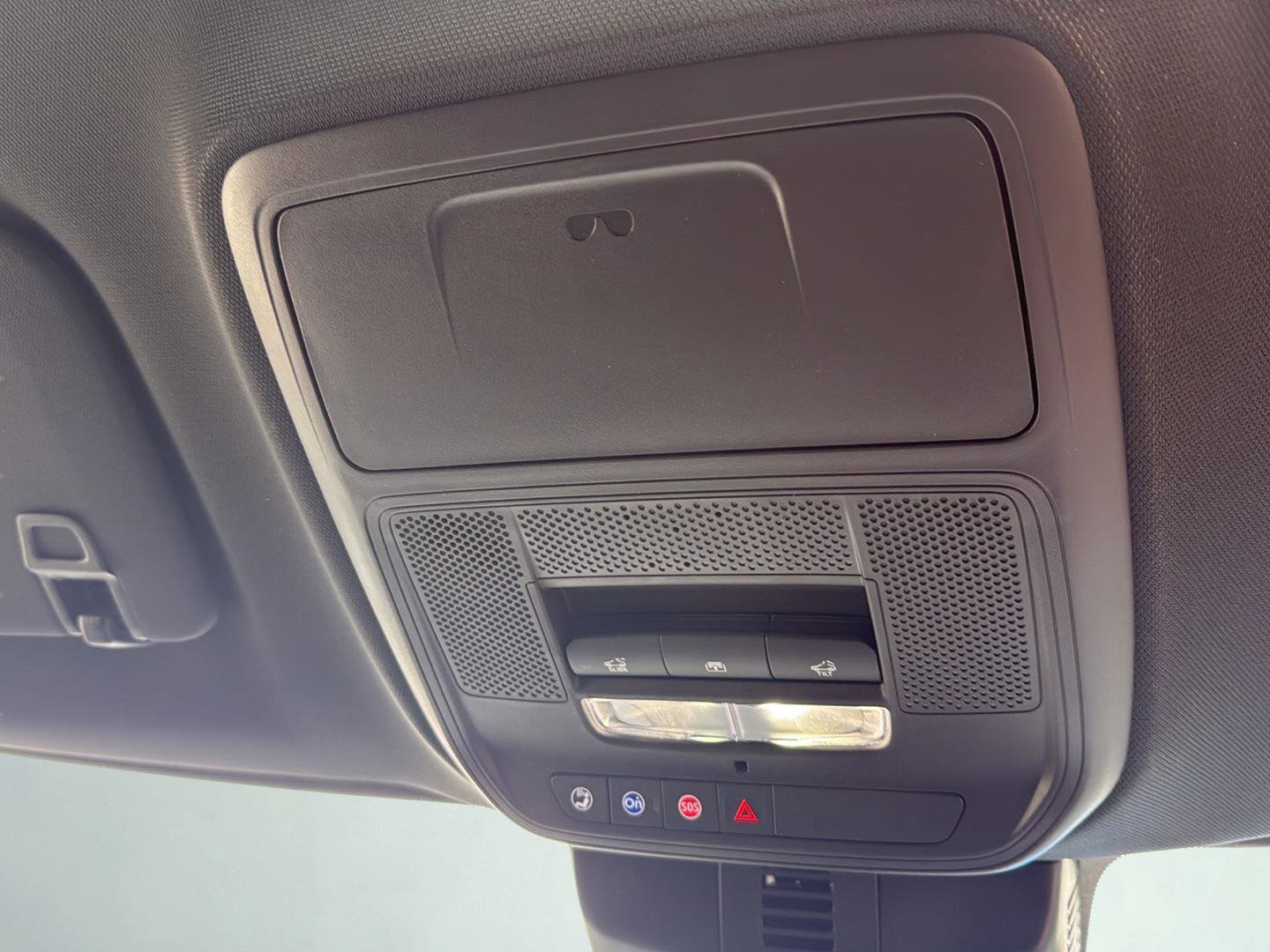 New 2026 Chevrolet Traverse Z71 w/ Enhanced Driving Package image 14