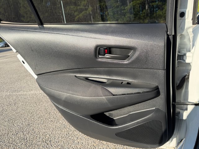 Used 2026 Toyota Corolla LE FWD image 23