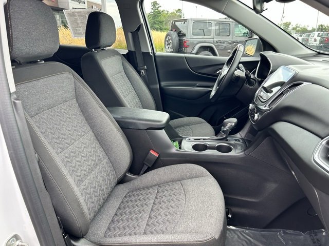 Used 2024 Chevrolet Equinox LT image 14