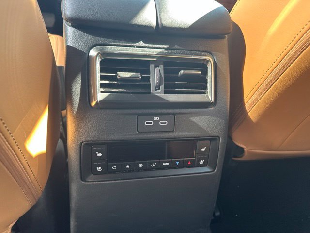 Certified 2024 MAZDA CX-90 3.3 Turbo S w/ Premium Plus AWD/4WD image 22