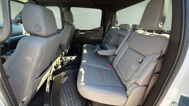 Used 2024 GMC Sierra 1500 SLT image 19