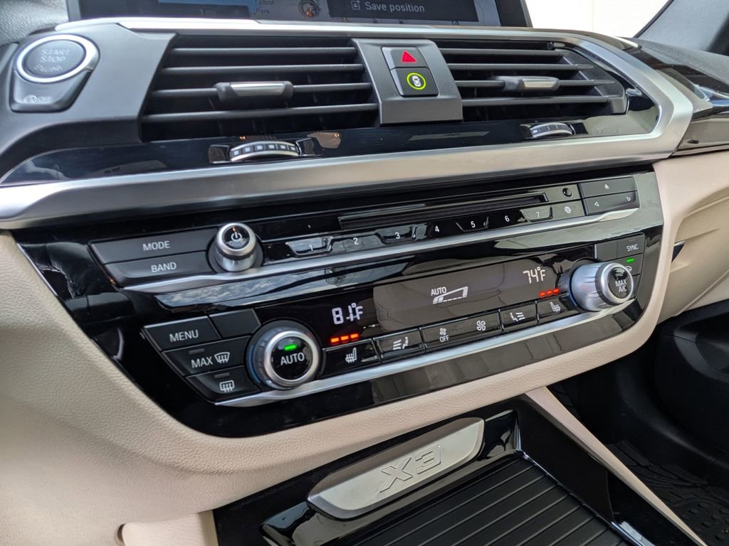 Used 2018 BMW X3 xDrive30i AWD/4WD image 11