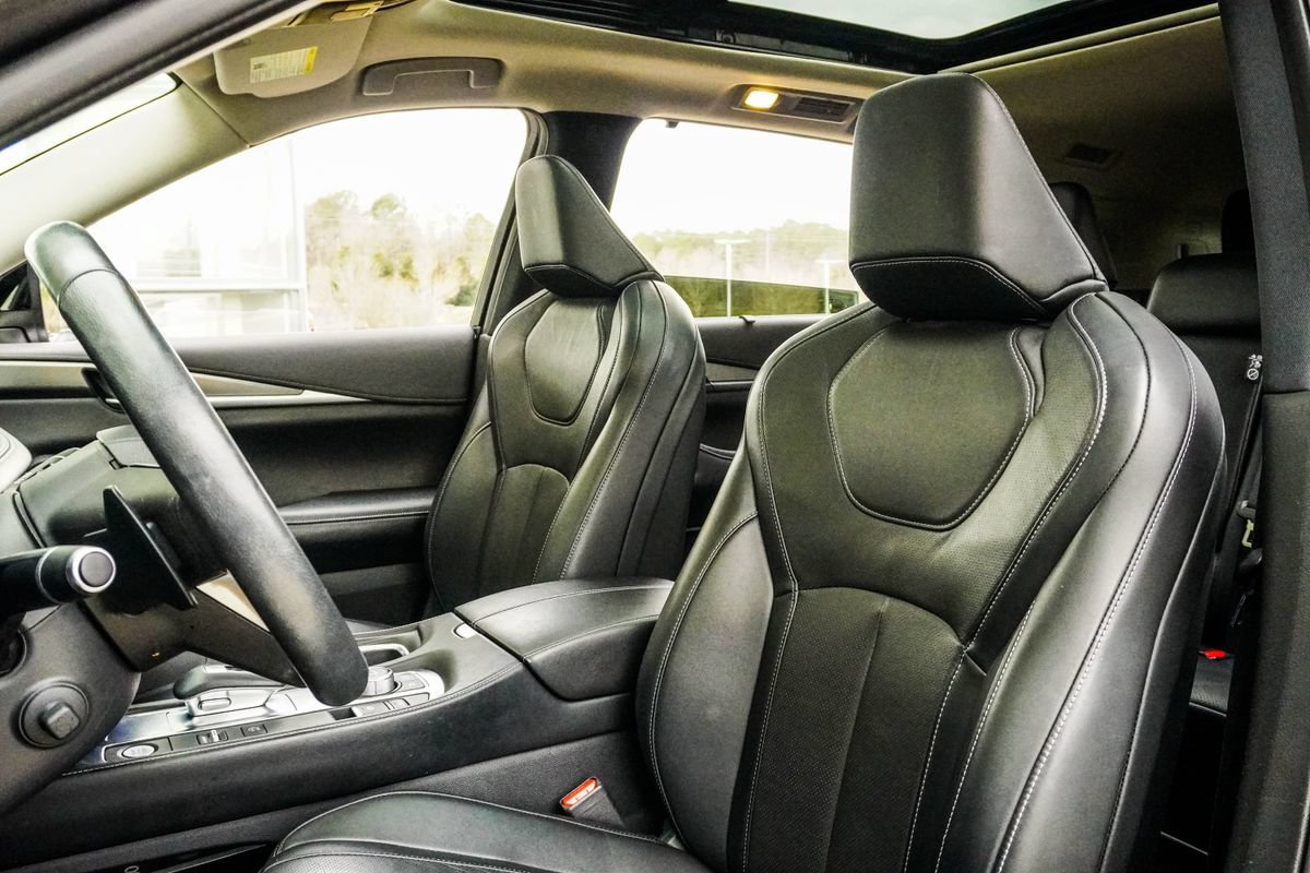 Used 2023 INFINITI QX60 Luxe FWD image 39