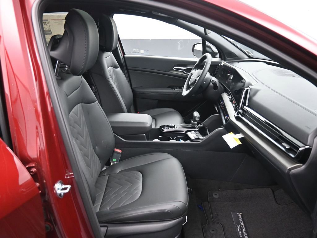 Certified 2025 Kia Sportage X-Line w/ Premium Package AWD/4WD image 26