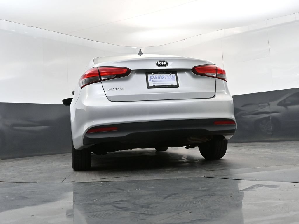 Used 2017 Kia Forte LX FWD image 22