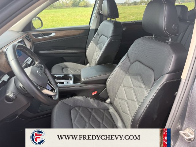 Used 2024 Volkswagen Atlas SE AWD/4WD image 13