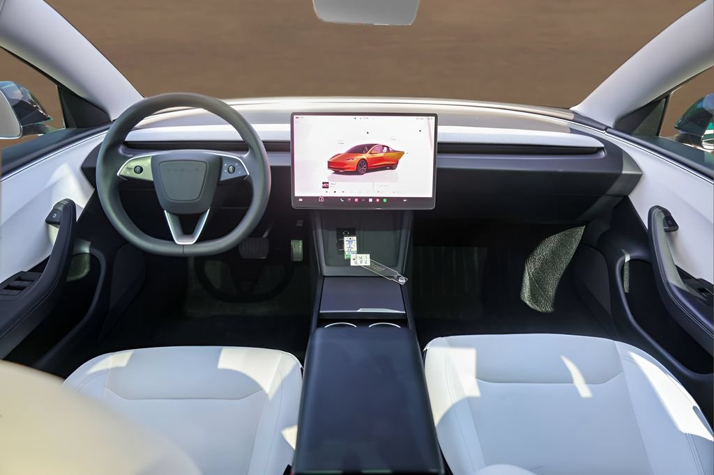 Used 2025 Tesla Model 3 RWD image 22