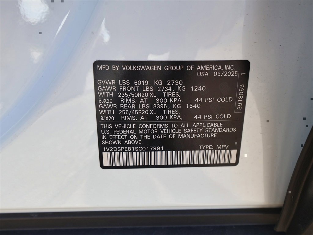 New 2025 Volkswagen ID.4 Pro image 28