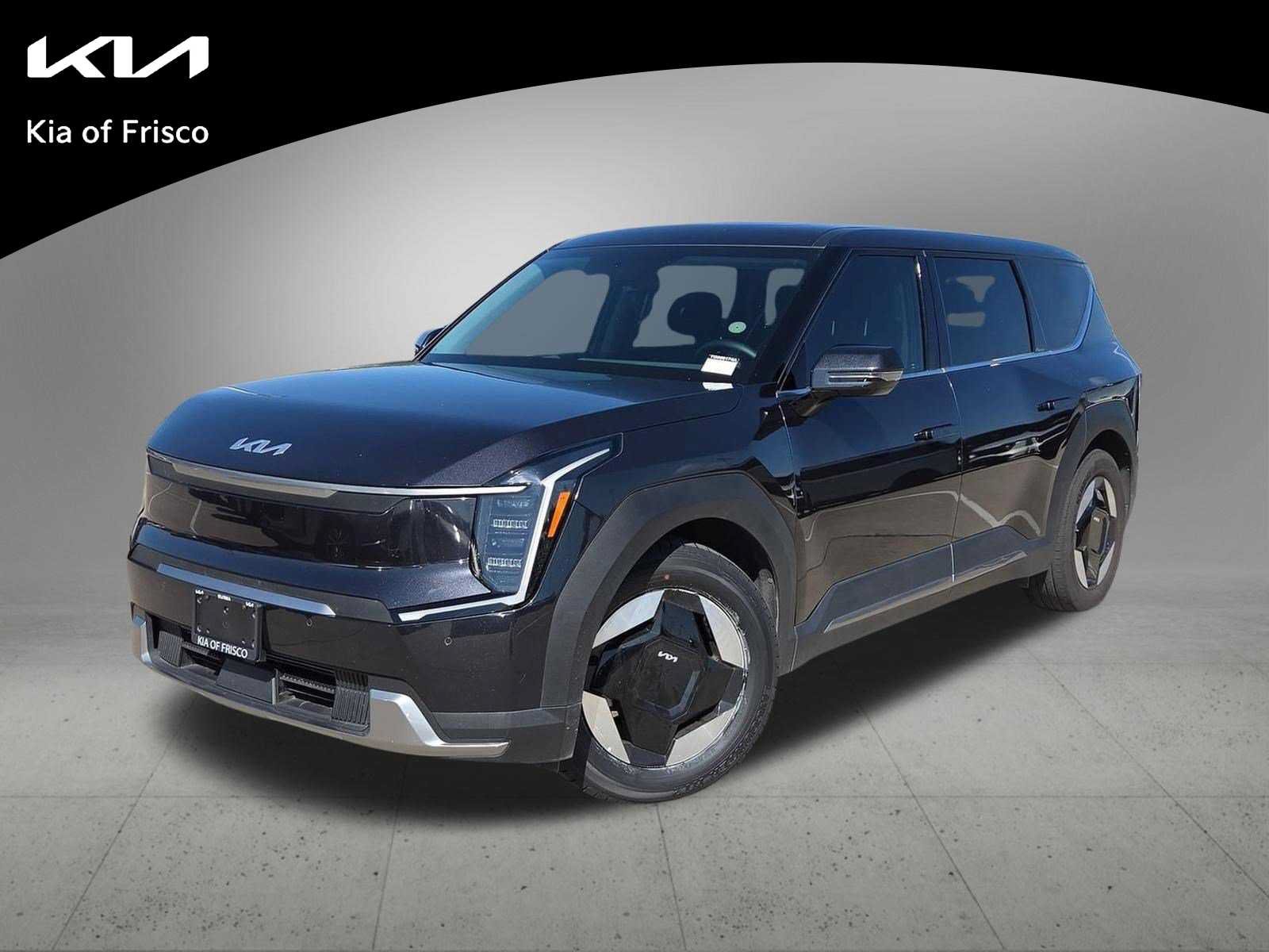 Certified 2026 Kia EV9 Light RWD image 1