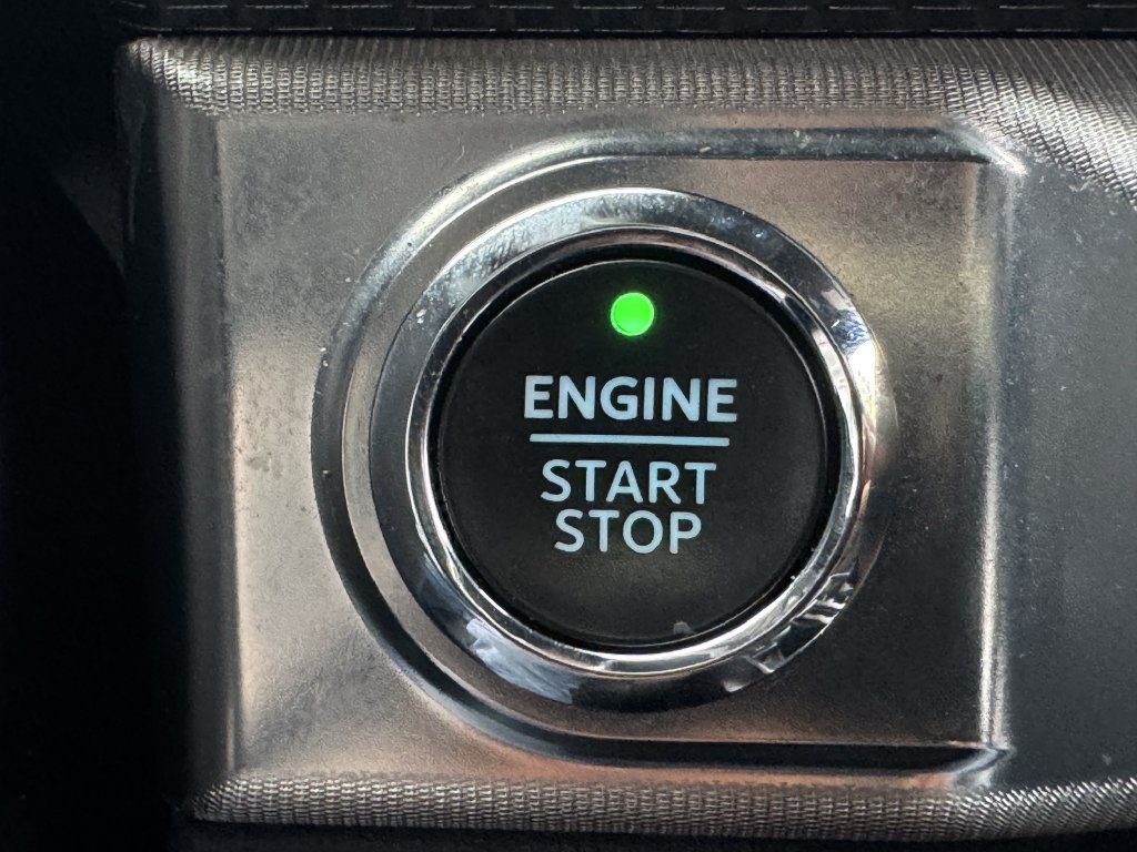 Used 2022 Ford F150 Raptor w/ Equipment Group 801A High AWD/4WD image 19