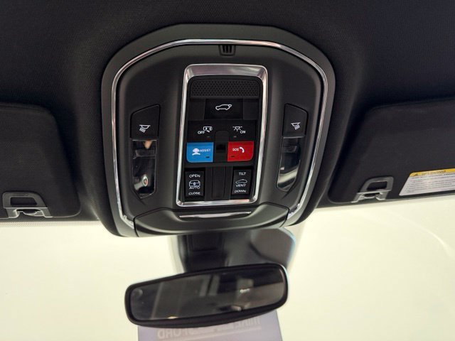 Used 2023 Jeep Grand Cherokee L Laredo AWD/4WD image 37