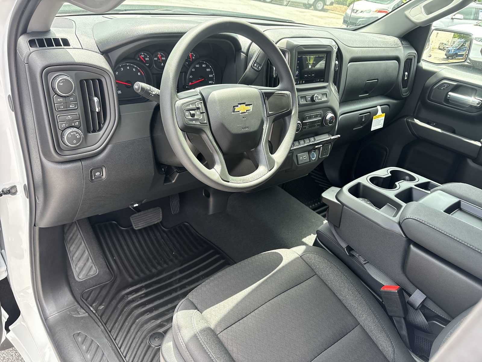 New 2026 Chevrolet Silverado 1500 Custom AWD/4WD image 10