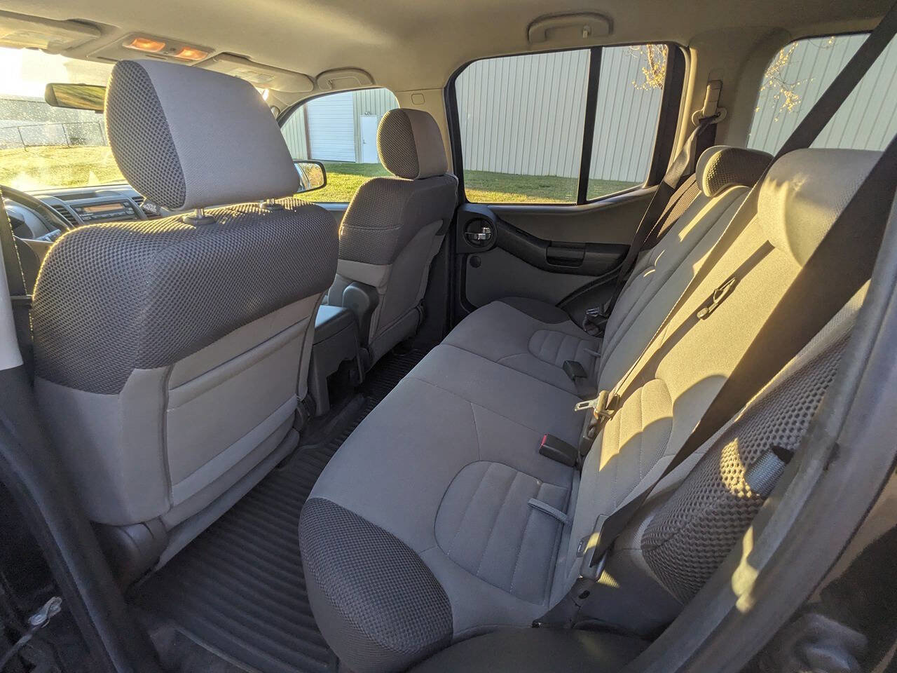 Used 2005 Nissan Xterra SE image 27