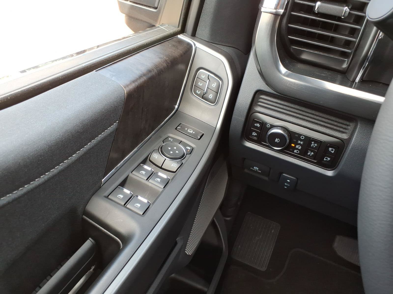 Used 2026 Ford F450 Lariat w/ Chrome Package AWD/4WD image 19