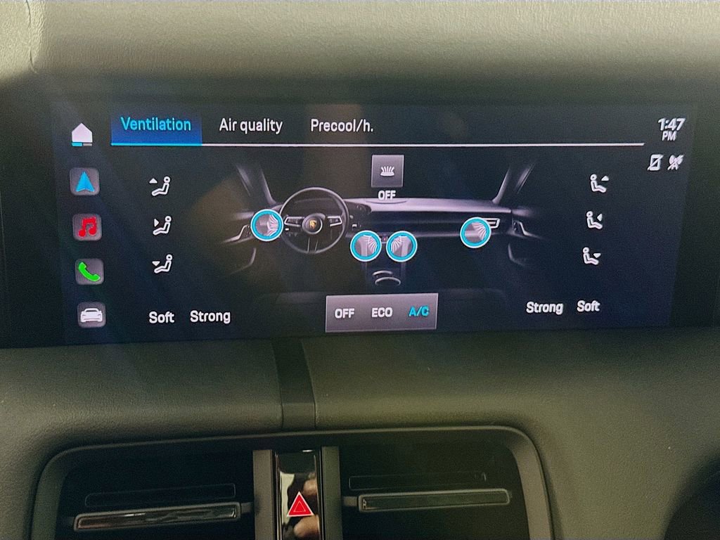 Used 2024 Porsche Taycan image 15