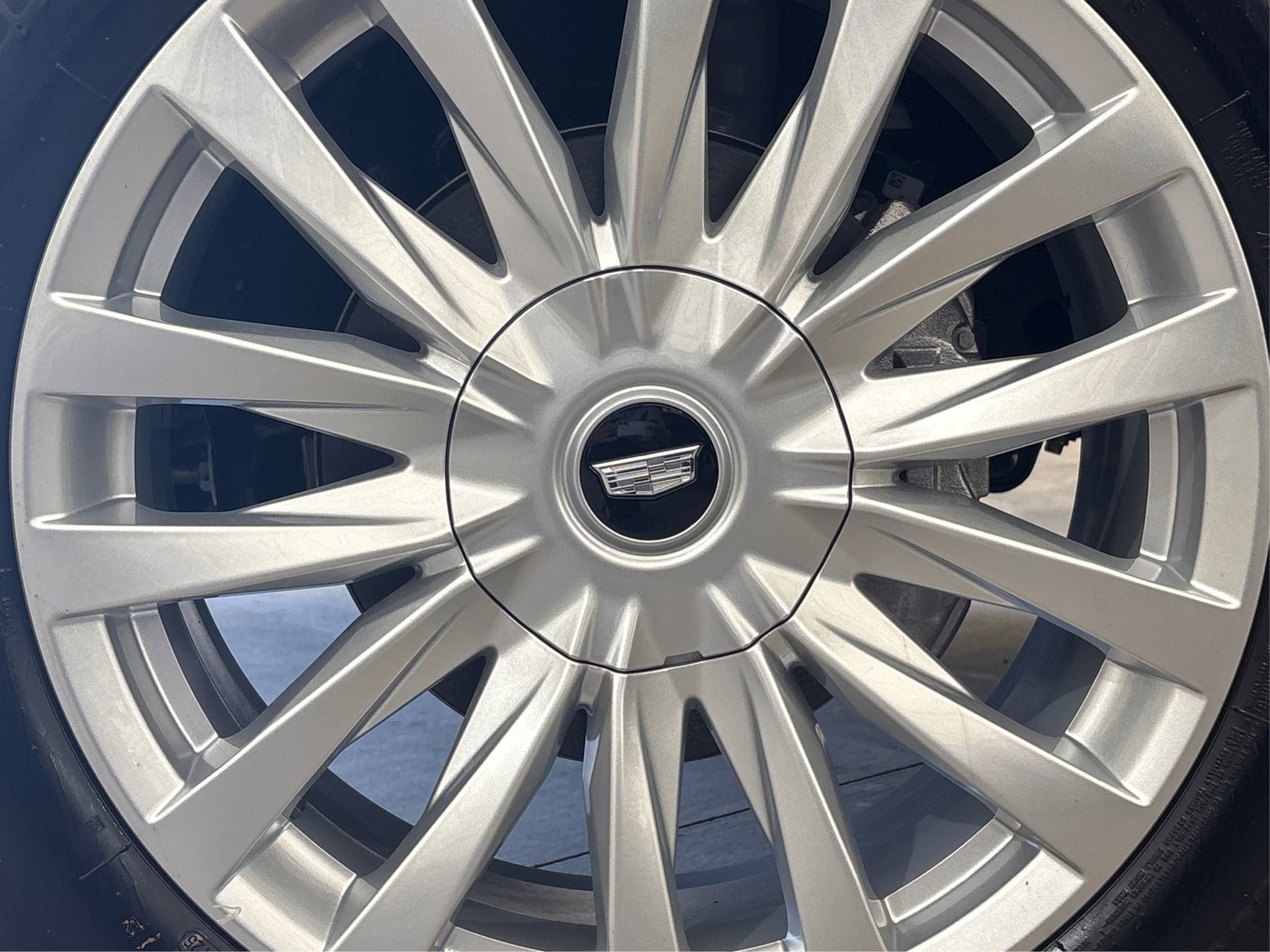 New 2025 Cadillac Escalade ESV Luxury image 13