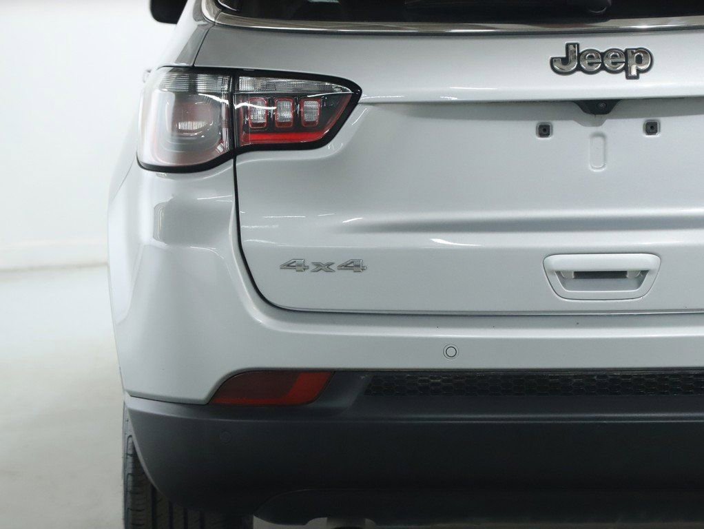 Used 2025 Jeep Compass Limited AWD/4WD image 43