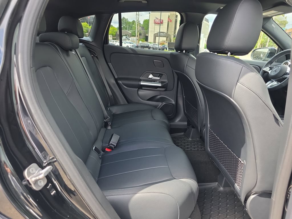 New 2026 Mercedes-Benz GLA 250 4MATIC image 15