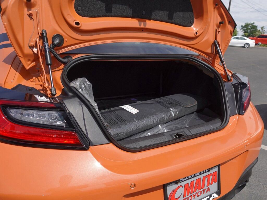 Certified 2023 Toyota GR86 10th Anniversary SE image 32