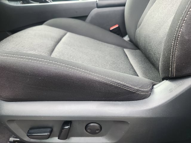 Used 2024 Nissan Rogue SV AWD/4WD image 22