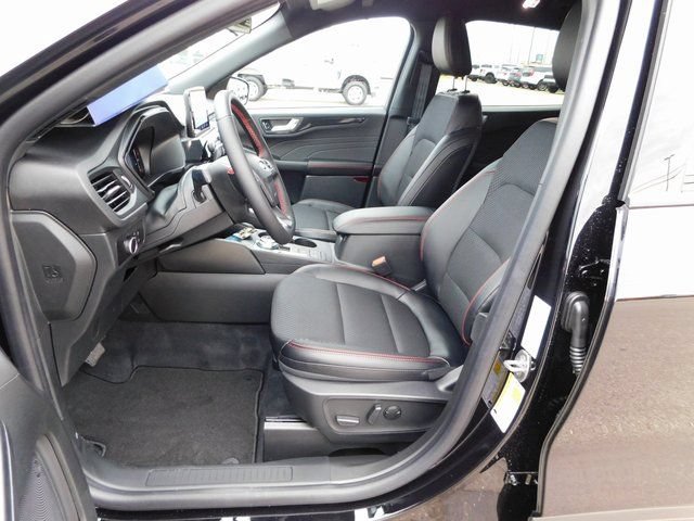 New 2026 Ford Escape ST-Line AWD/4WD image 12