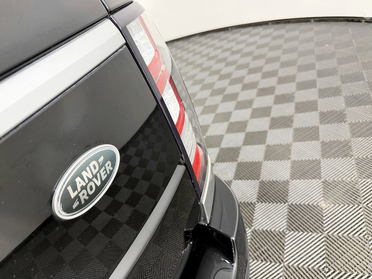 Used 2016 Land Rover Range Rover Supercharged AWD/4WD image 11