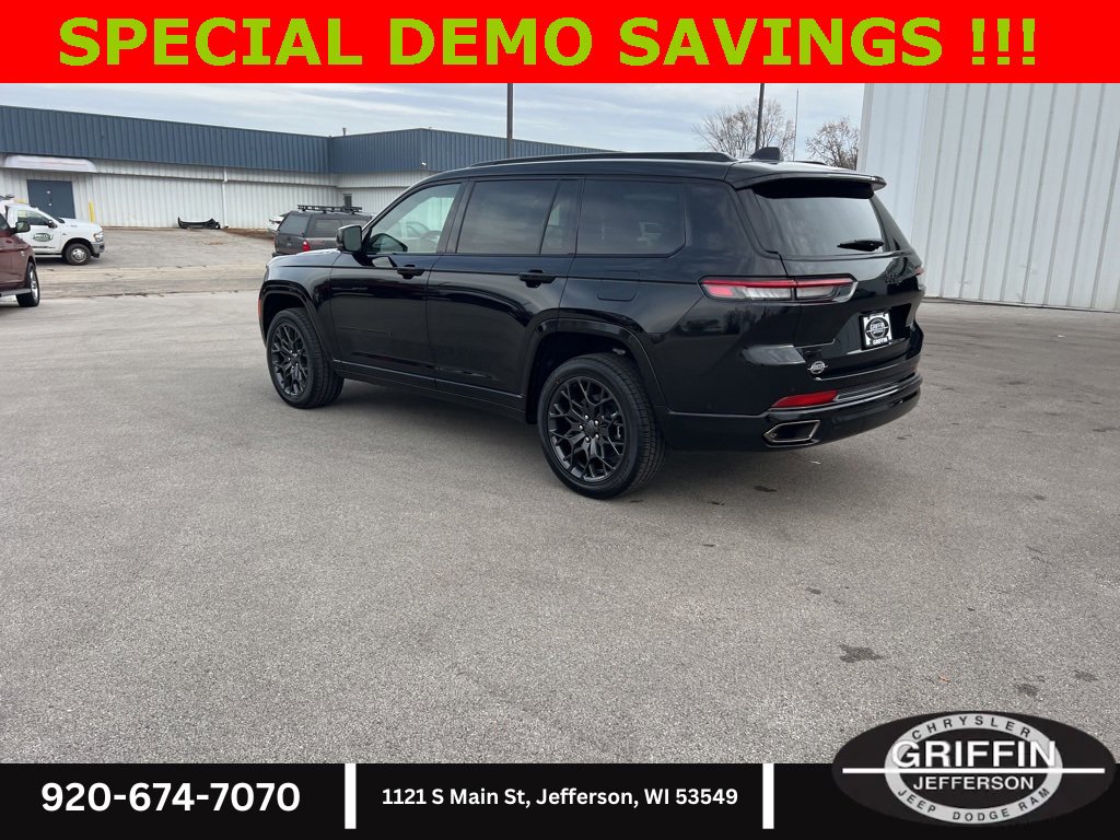 New 2025 Jeep Grand Cherokee L Summit w/ Obsidian Package image 15