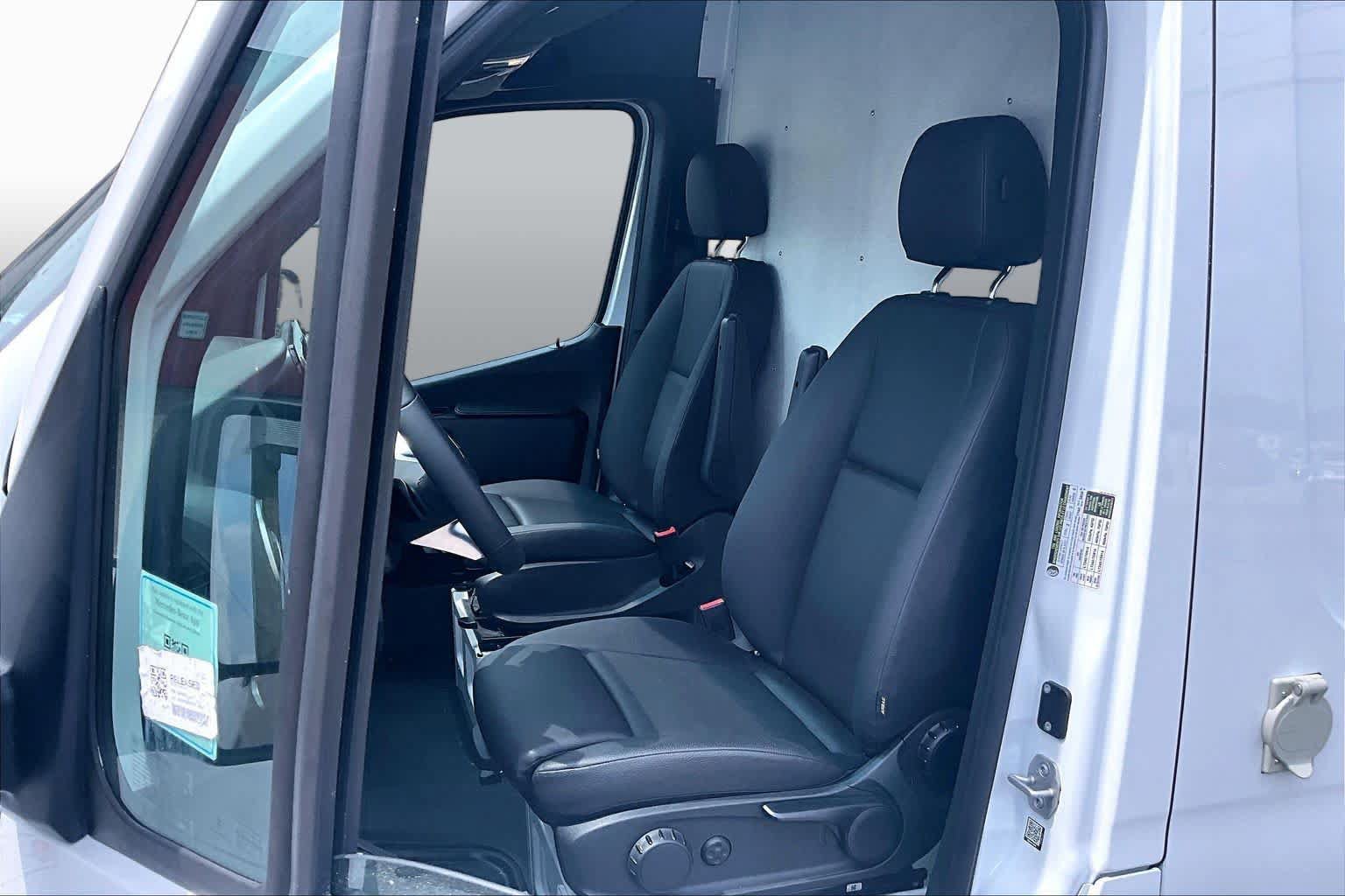 New 2026 Mercedes-Benz Sprinter 2500 image 14