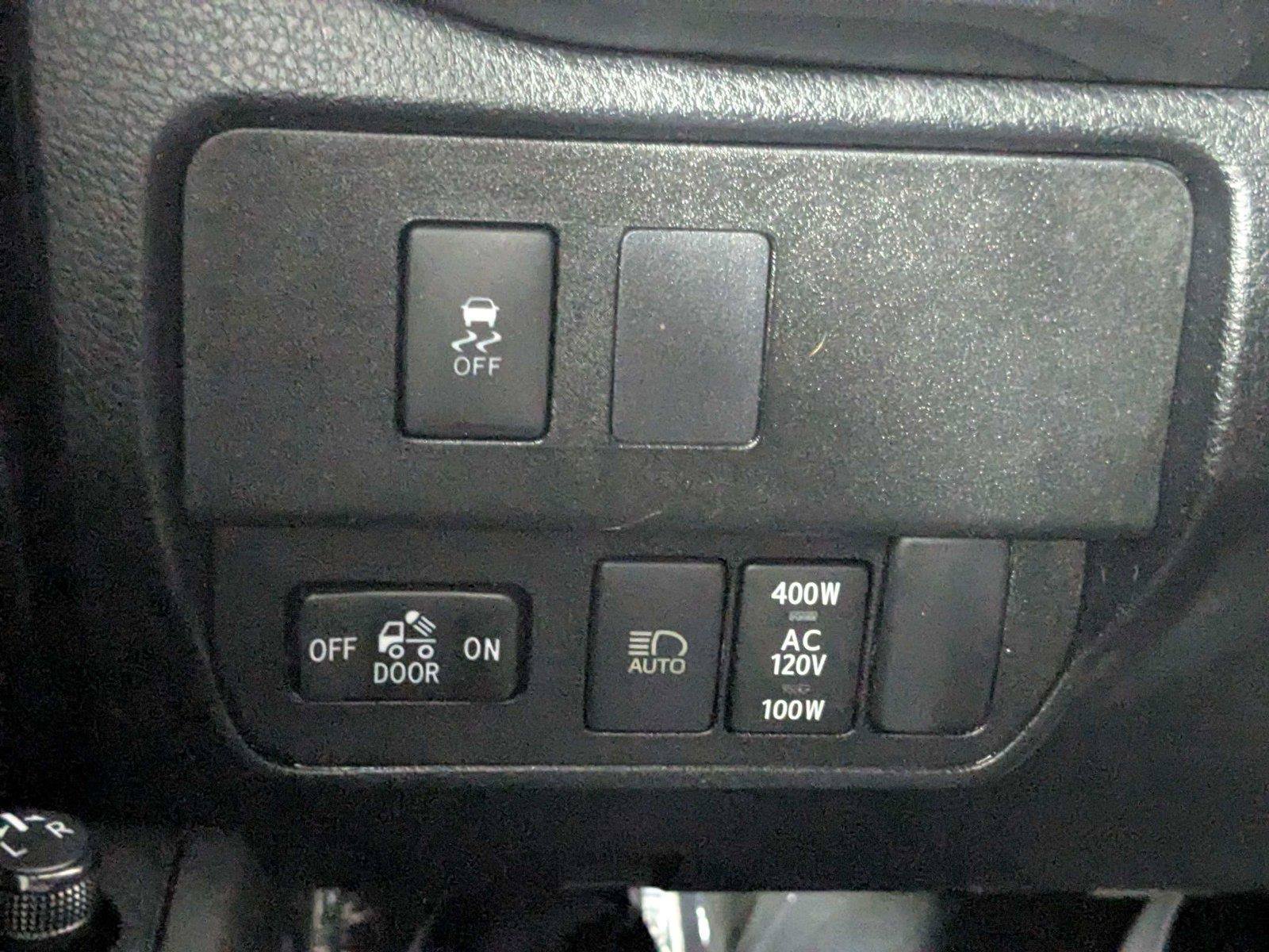 Used 2021 Toyota Tacoma TRD Off-Road w/ Technology Package AWD/4WD image 16