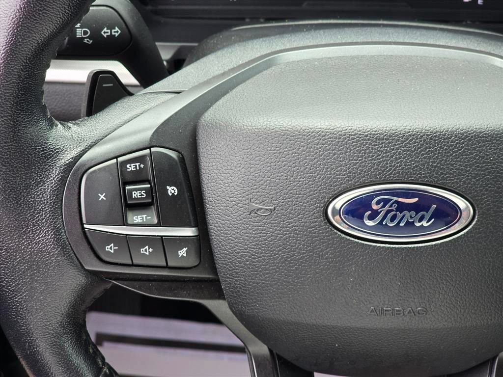 Used 2020 Ford Explorer XLT w/ Class III Trailer Tow Package AWD/4WD image 16