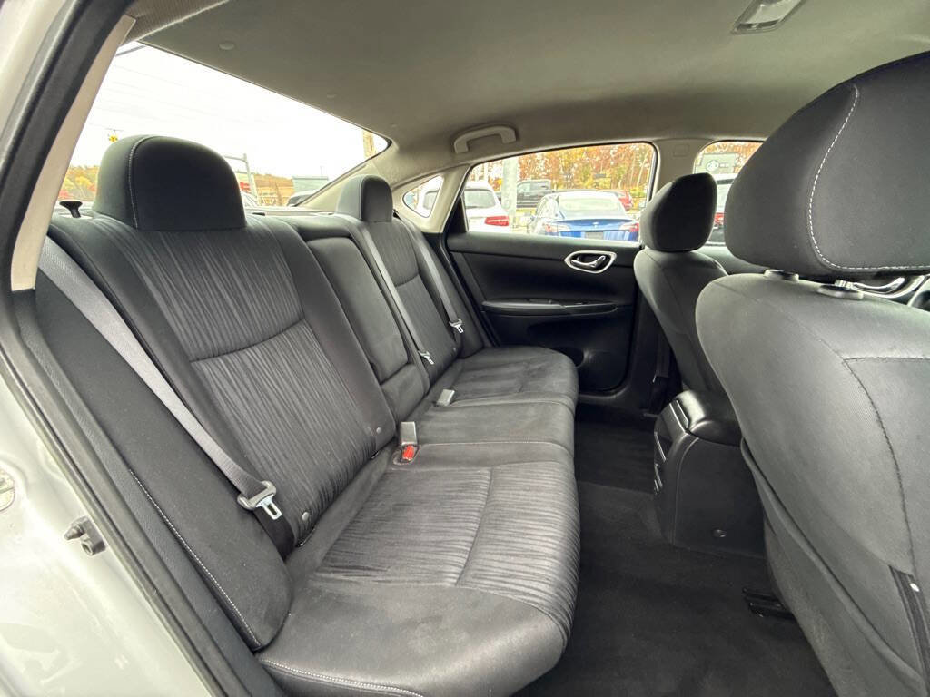 Used 2019 Nissan Sentra SV image 17