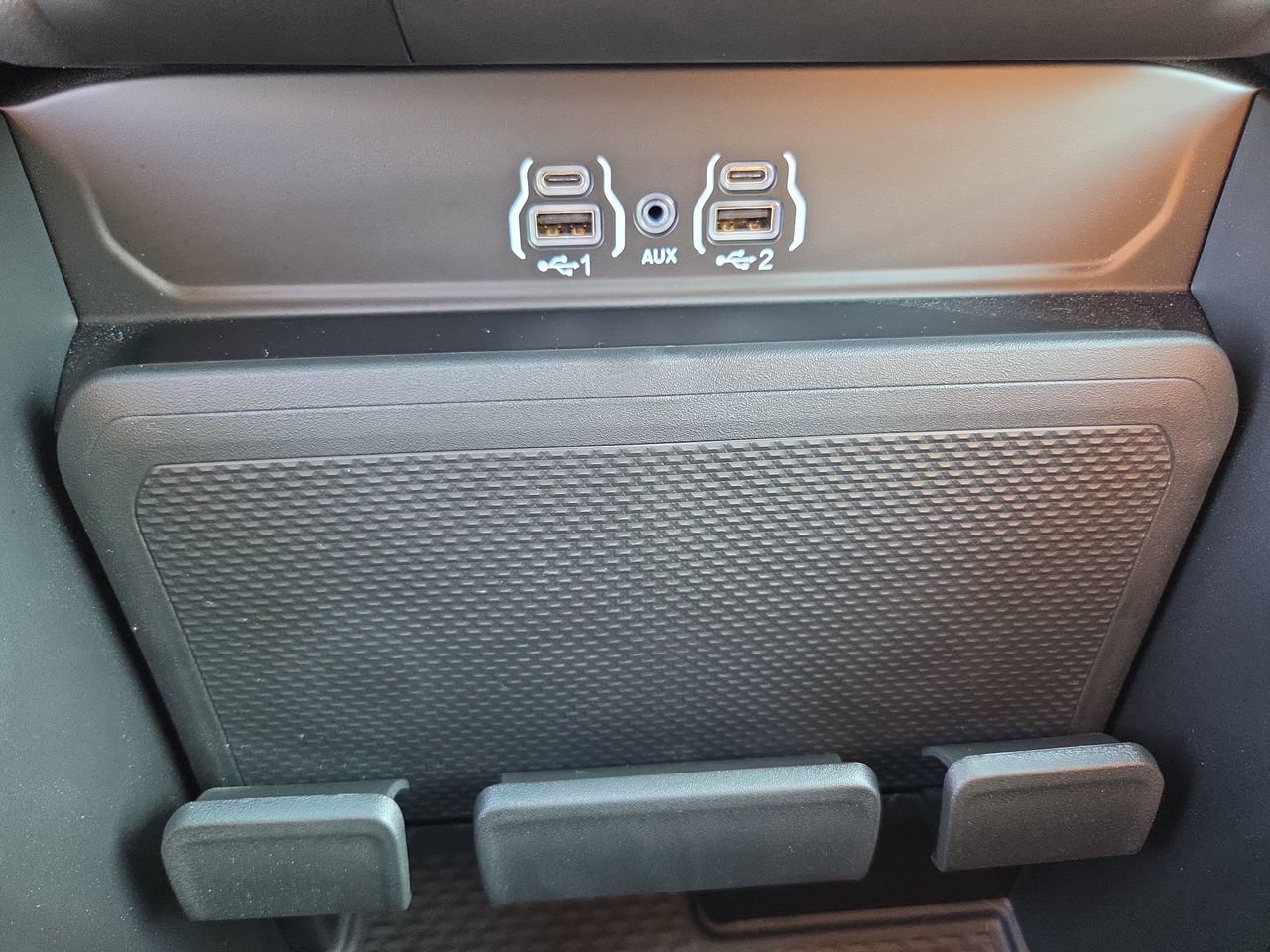 New 2026 RAM 1500 Express AWD/4WD image 10