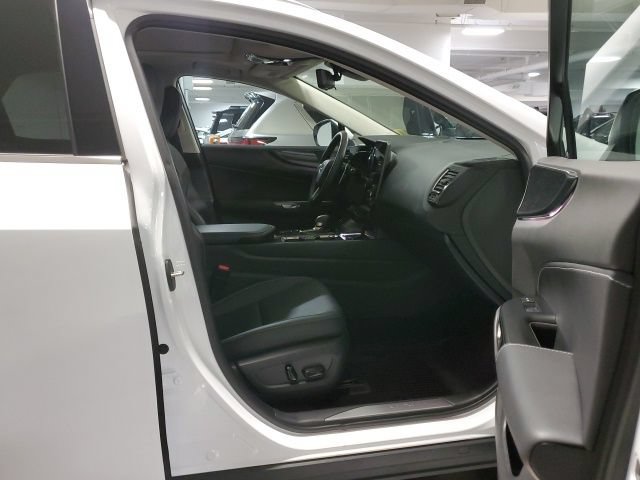 Used 2026 Lexus NX 350h AWD w/ Accessory Package (2T) image 32