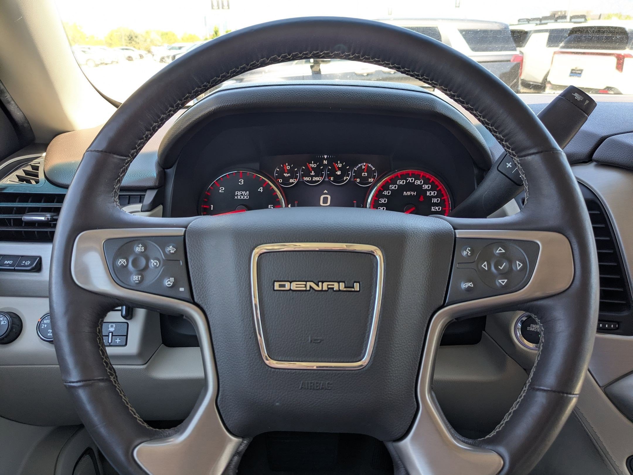 Used 2016 GMC Yukon XL Denali w/ Open Road Package AWD/4WD image 16