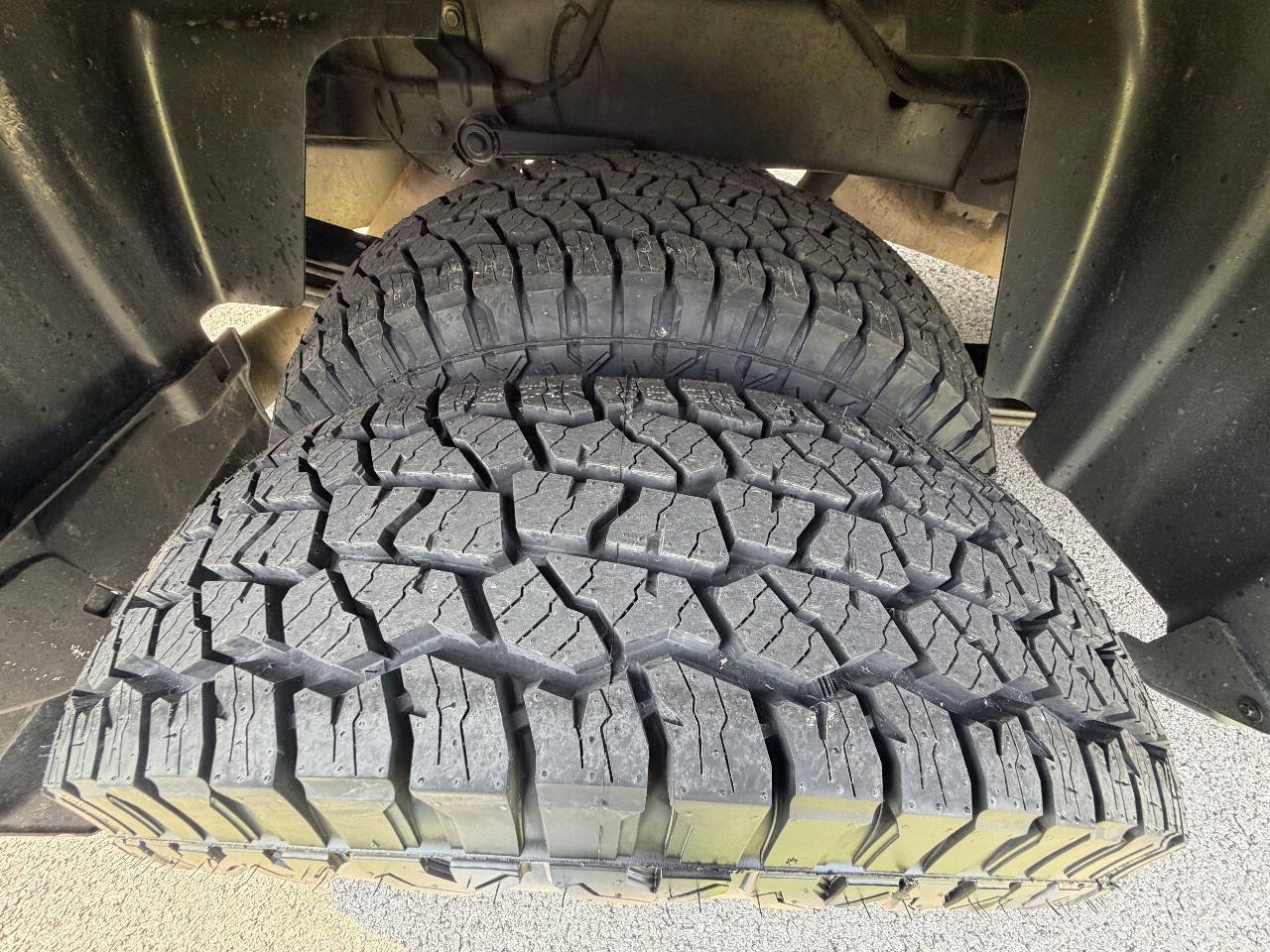 Used 2024 RAM 3500 Tradesman w/ Chrome Appearance Group AWD/4WD image 54
