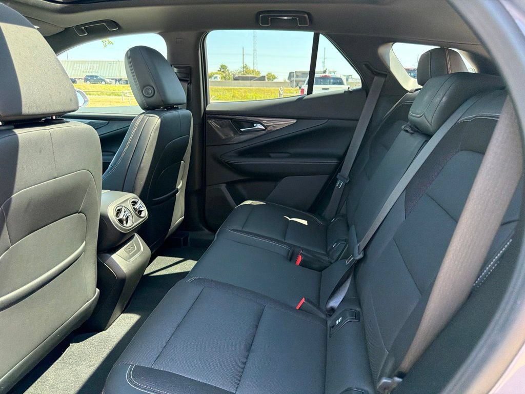Used 2024 Chevrolet Blazer EV LT AWD/4WD image 15