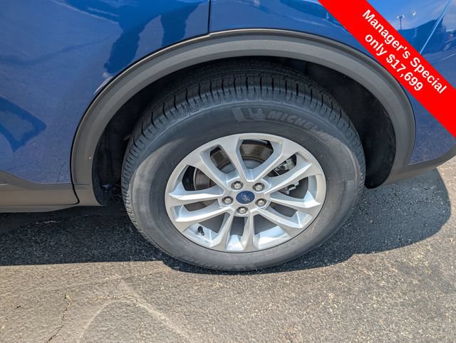 Used 2022 Ford Escape SE w/ Cold Weather Package FWD image 22