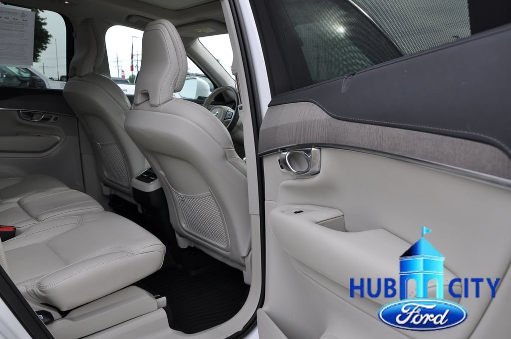 Used 2023 Volvo XC90 B6 Ultimate w/ Protection Package Premier AWD/4WD image 15