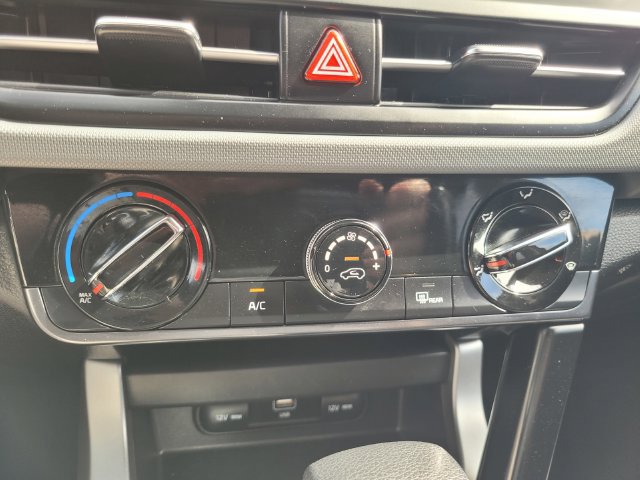 Used 2026 Kia Seltos LX AWD/4WD image 23