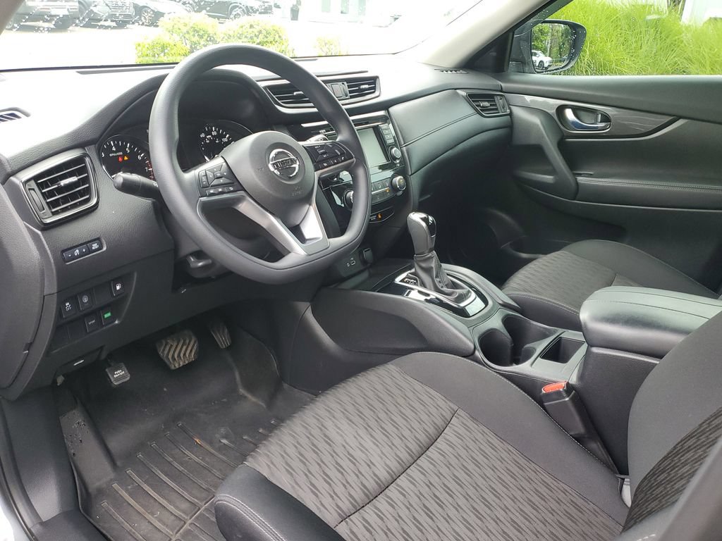 Certified 2020 Nissan Rogue S FWD image 18