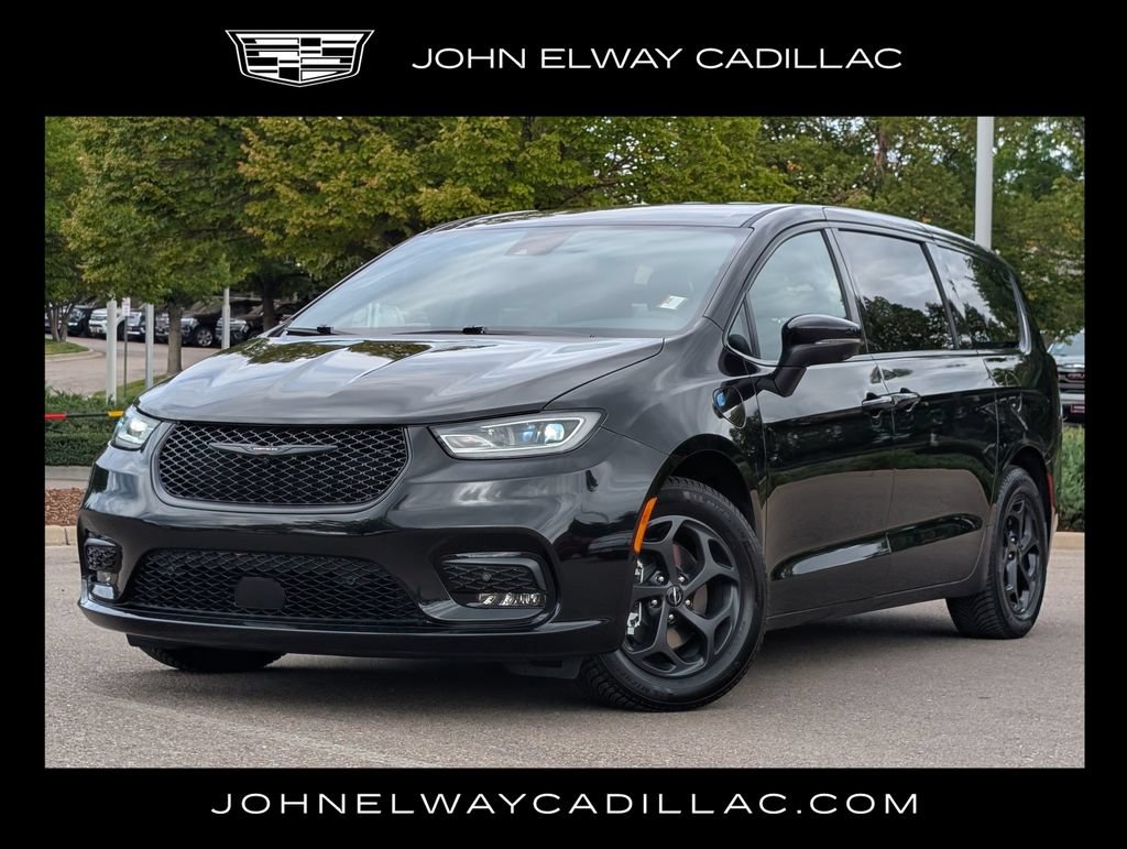 Used 2023 Chrysler Pacifica Touring-L w/ S Appearance Package FWD image 1