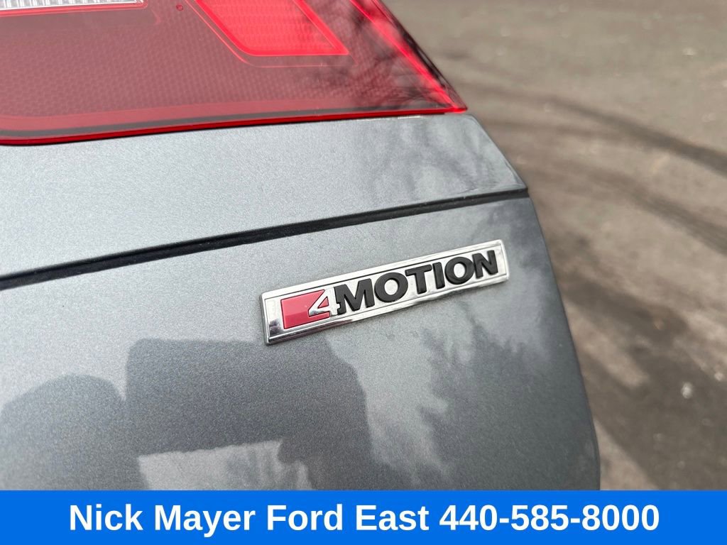 Used 2020 Volkswagen Tiguan SE w/ Panoramic Sunroof Package image 16