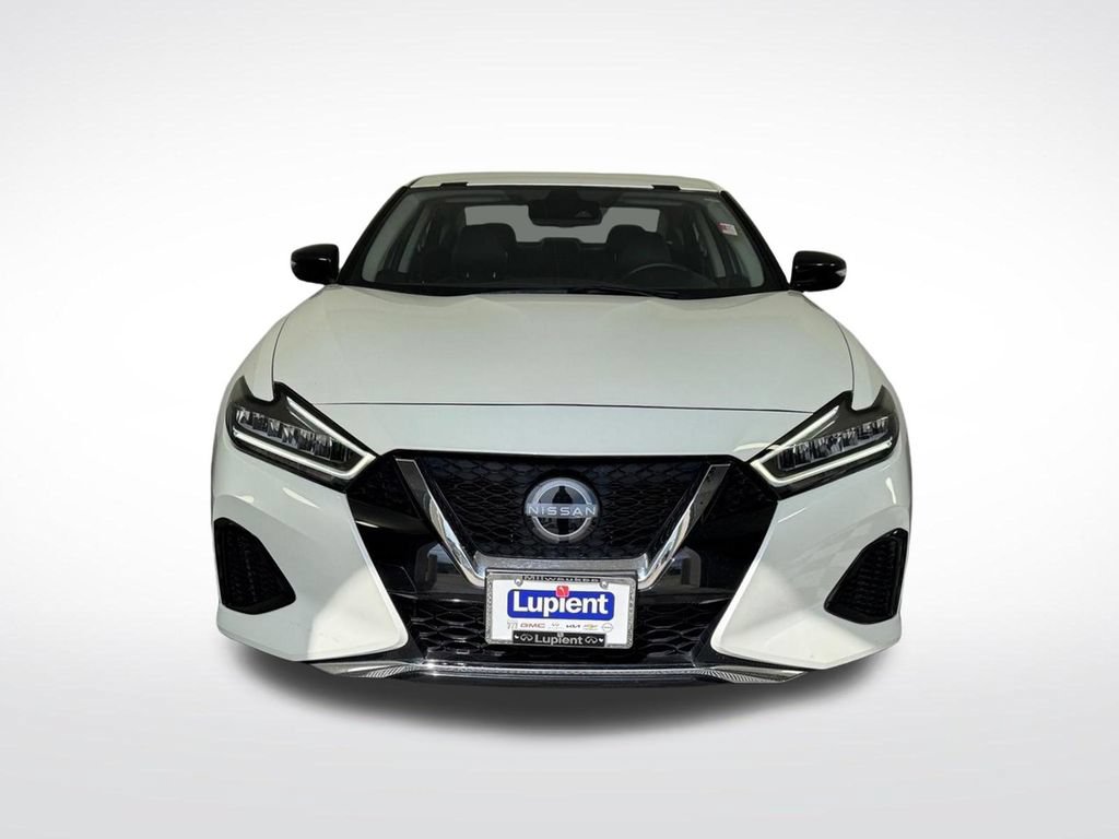Used 2023 Nissan Maxima SV w/ Floor Mat Group FWD image 11